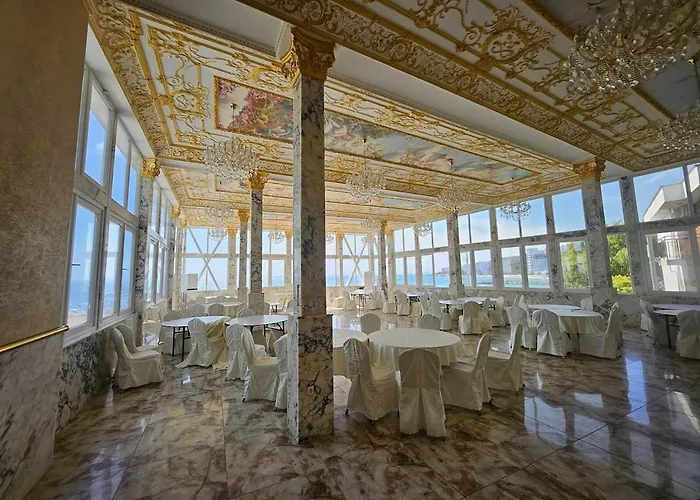 отдых со вкусом в стиле барокко 301 Apartment *